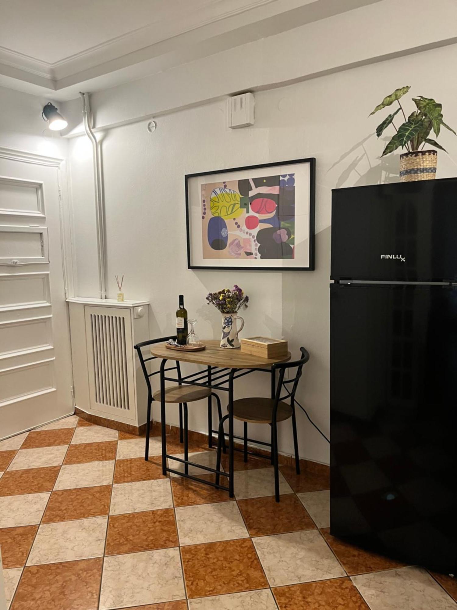 Quiet Apartment With Garden View In Kolonaki Athen Exterior foto